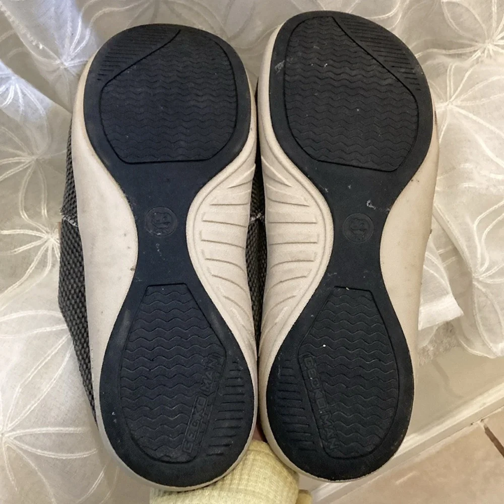 Gecko Man Slip On Shoes